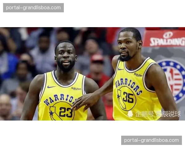 杜兰特太阳体系中的战术地位 老将经验与年轻球员配合 杜兰特太阳体系中的战术地位 老将经验与年轻球员配合